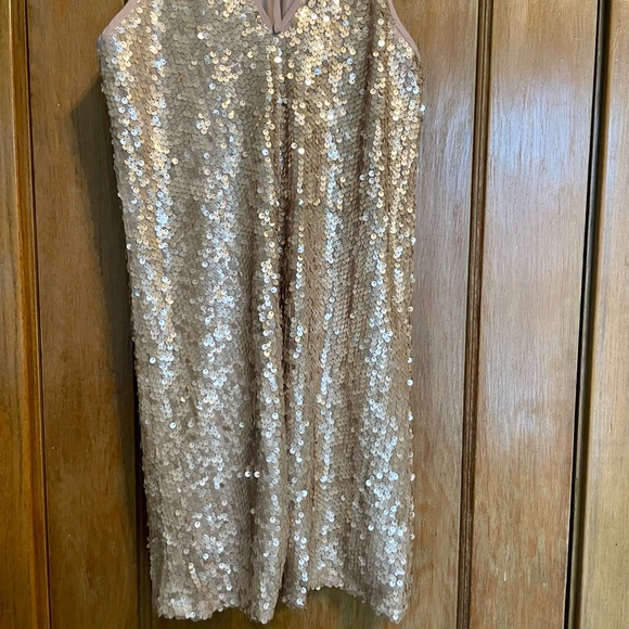 Pink sequin dress - Picture 7 of 9